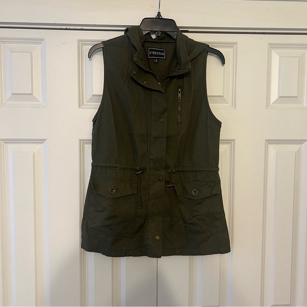 ⭐️ C’Esttoi Hooded Vest